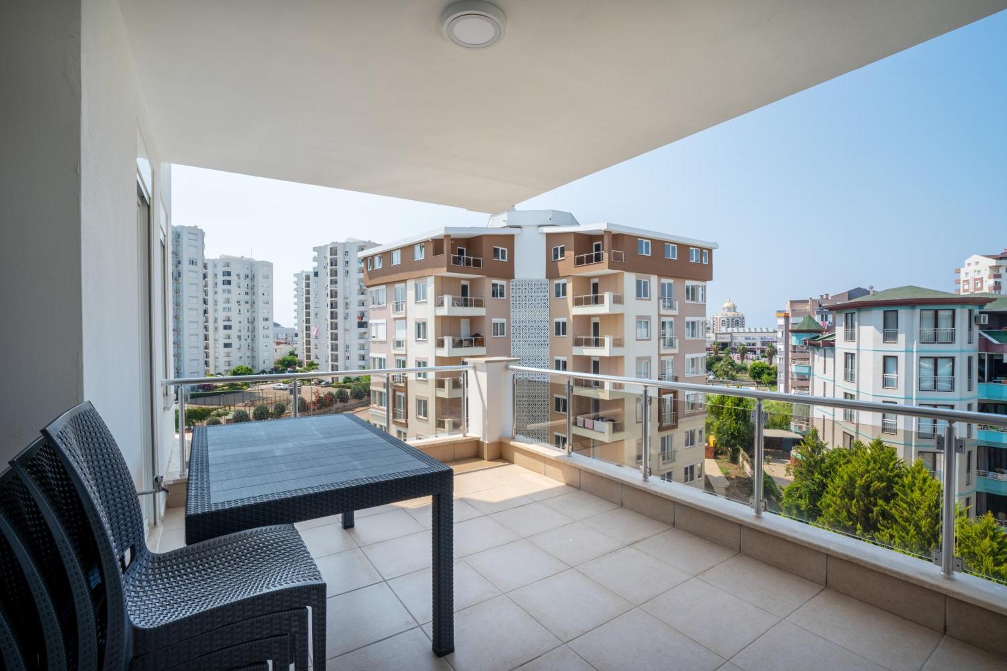 River Park Residence Lara Анталия Екстериор снимка