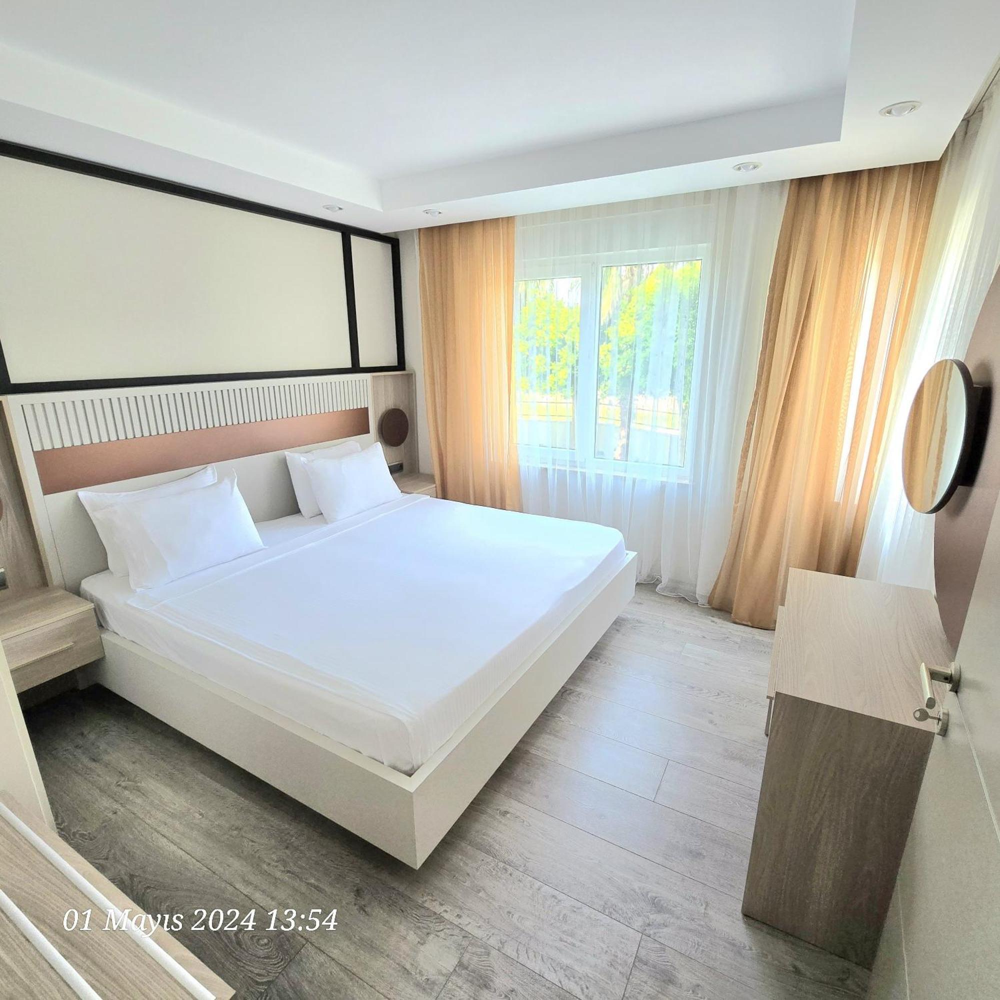 River Park Residence Lara Анталия Екстериор снимка